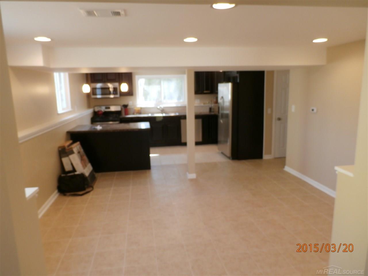 4058 Calkins Road Flint, MI 48532 - Photo 8 of 30 31235335-7.JPG