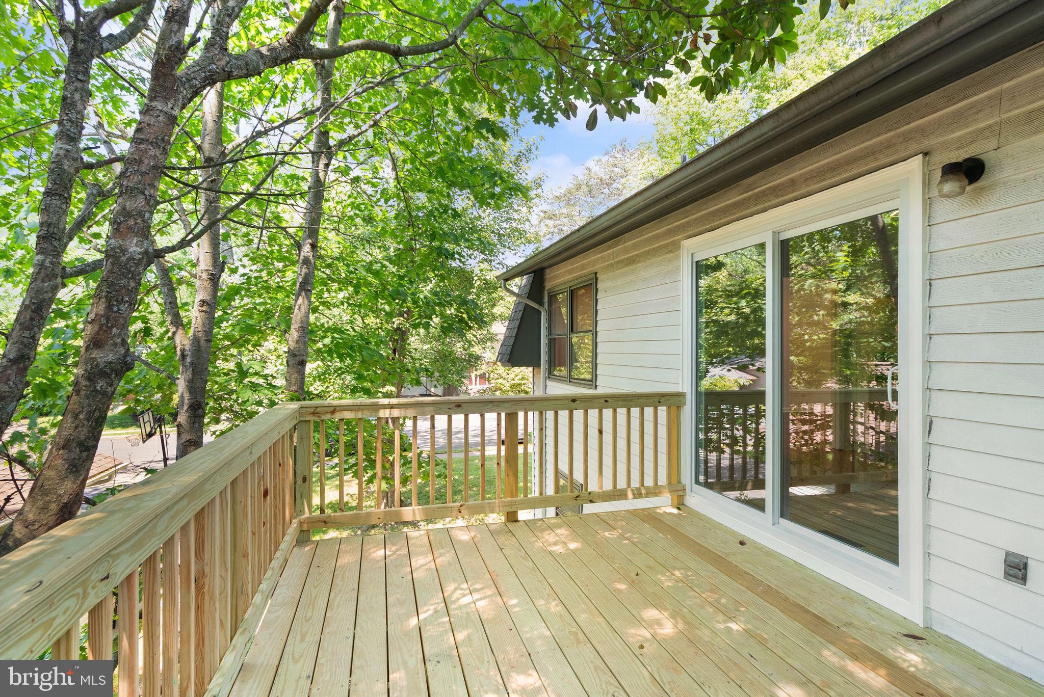 8803 Hayload Court Springfield, VA 22153 - Photo 43 of 49 New Deck