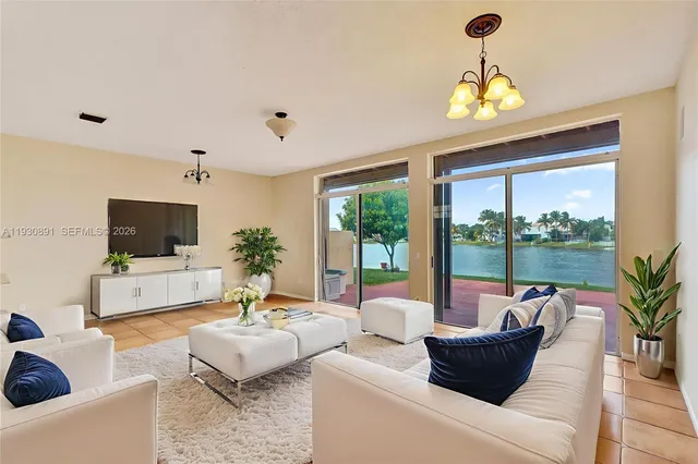 $844,000 | 15651 Northwest 14th Court, Pembroke Pines, FL 33028