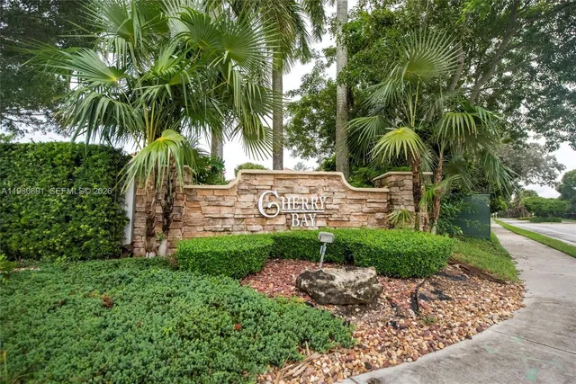 $844,000 | 15651 Northwest 14th Court, Pembroke Pines, FL 33028
