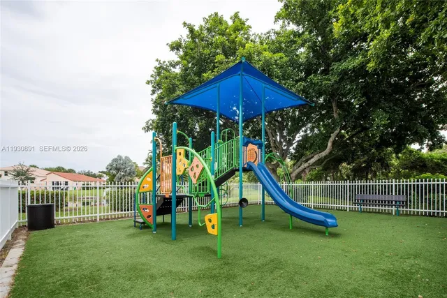 $844,000 | 15651 Northwest 14th Court, Pembroke Pines, FL 33028