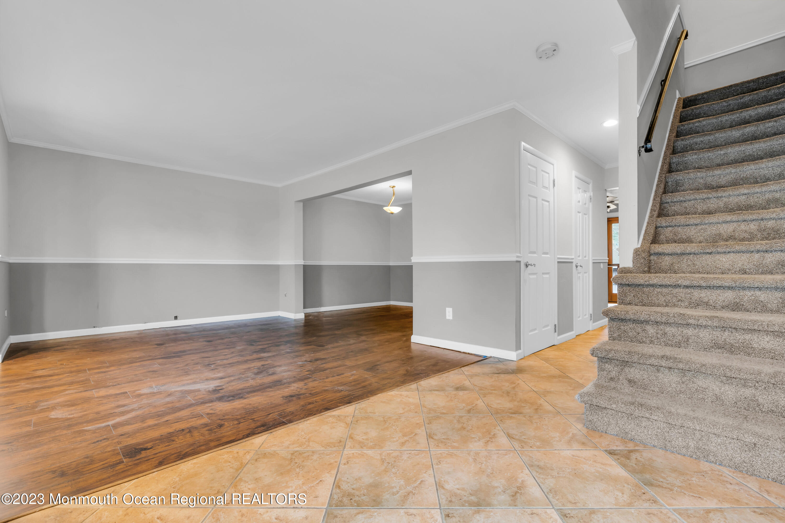 816 Jamestown Road East Windsor, NJ 08520 - Photo 2 of 29 008__dsc0106