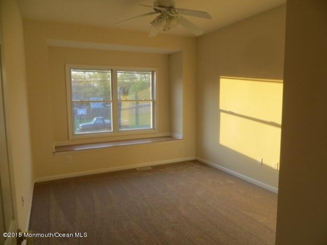120 Dinghy Road Manahawkin, NJ 08050 - Photo 9 of 17 120 Dinghy (41)