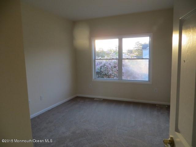 120 Dinghy Road Manahawkin, NJ 08050 - Photo 10 of 17 120 Dinghy (42)