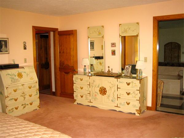 261 Old Farm Road Milton, MA 02186 - Photo 17 of 26 Gallery Image 17