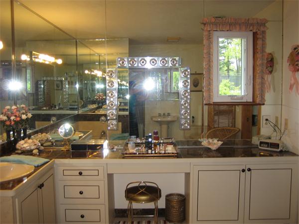 261 Old Farm Road Milton, MA 02186 - Photo 19 of 26 Gallery Image 19