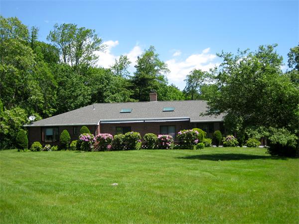 261 Old Farm Road Milton, MA 02186 - Photo 25 of 26 Gallery Image 25