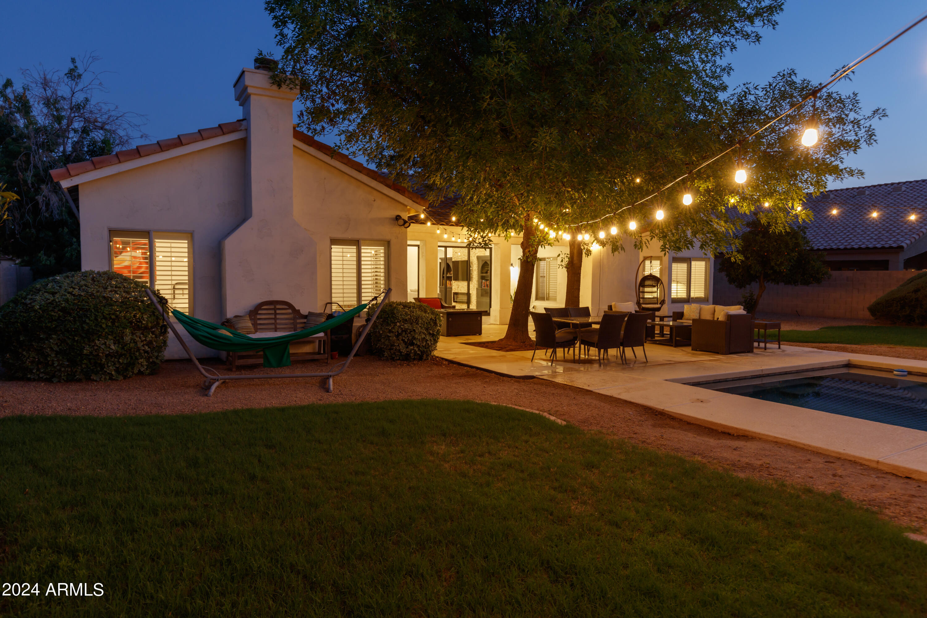 2134 East Victor Road Gilbert, AZ 85296 - Photo 14 of 15 Room to party!