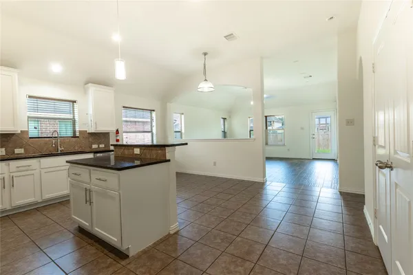 $2,295 | 23611 Starbridge Lake Lane, Richmond, TX 77407