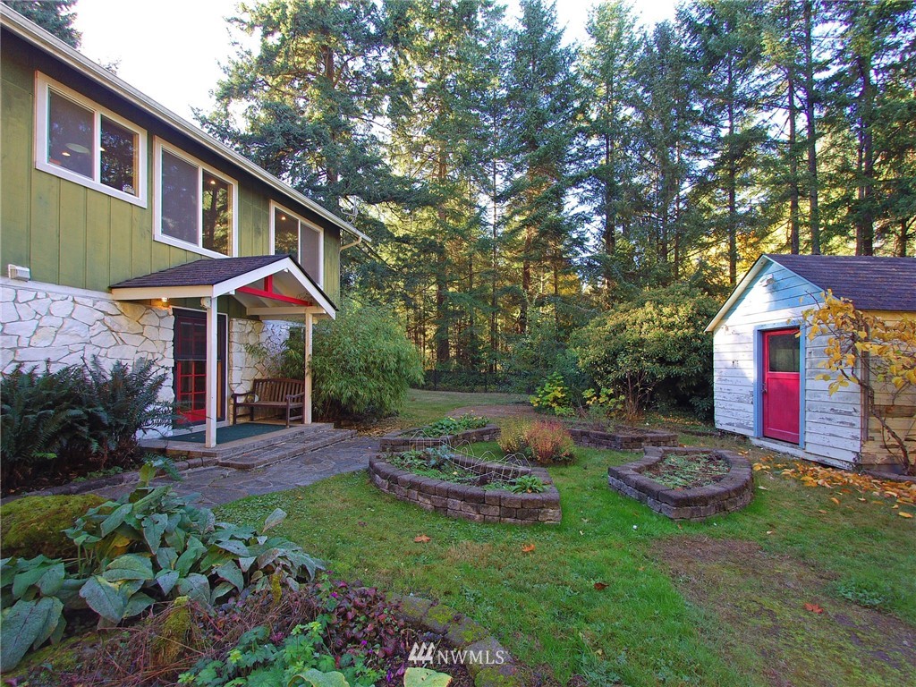 1173 Dan Kelly Road Port Angeles, WA 98363 - Photo 3 of 25 Gallery Image 3