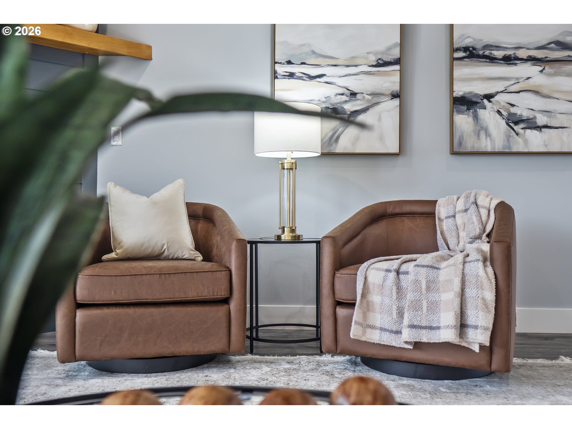 819 Riley Drive Northeast Silverton, OR 97381 - Photo 3 of 38 a living room with furniture and wooden floor