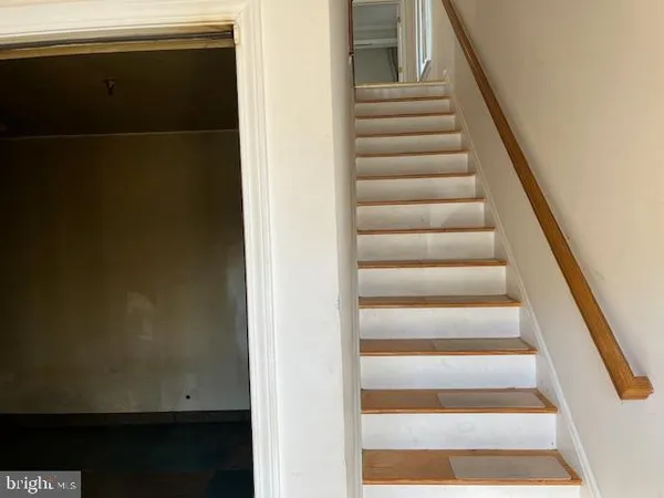 a view of entryway