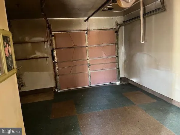 a view of a room with an empty space