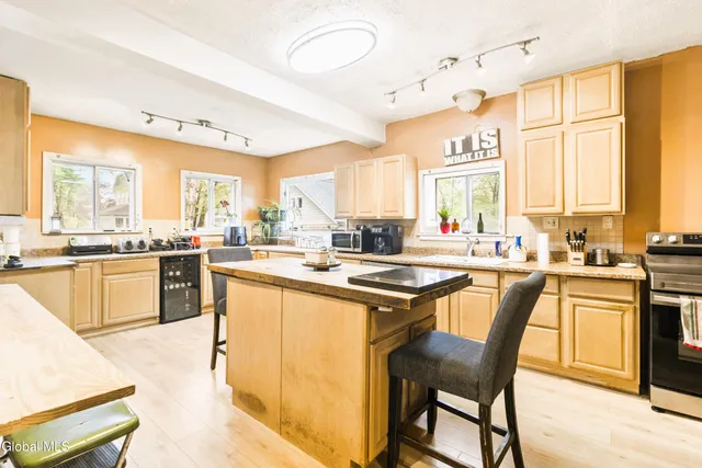 $279,000 | 209 Lake Avenue, Lake Luzerne, NY 12846