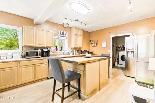 $279,000 | 209 Lake Avenue, Lake Luzerne, NY 12846