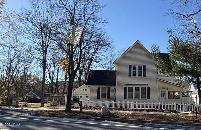 $279,000 | 209 Lake Avenue, Lake Luzerne, NY 12846