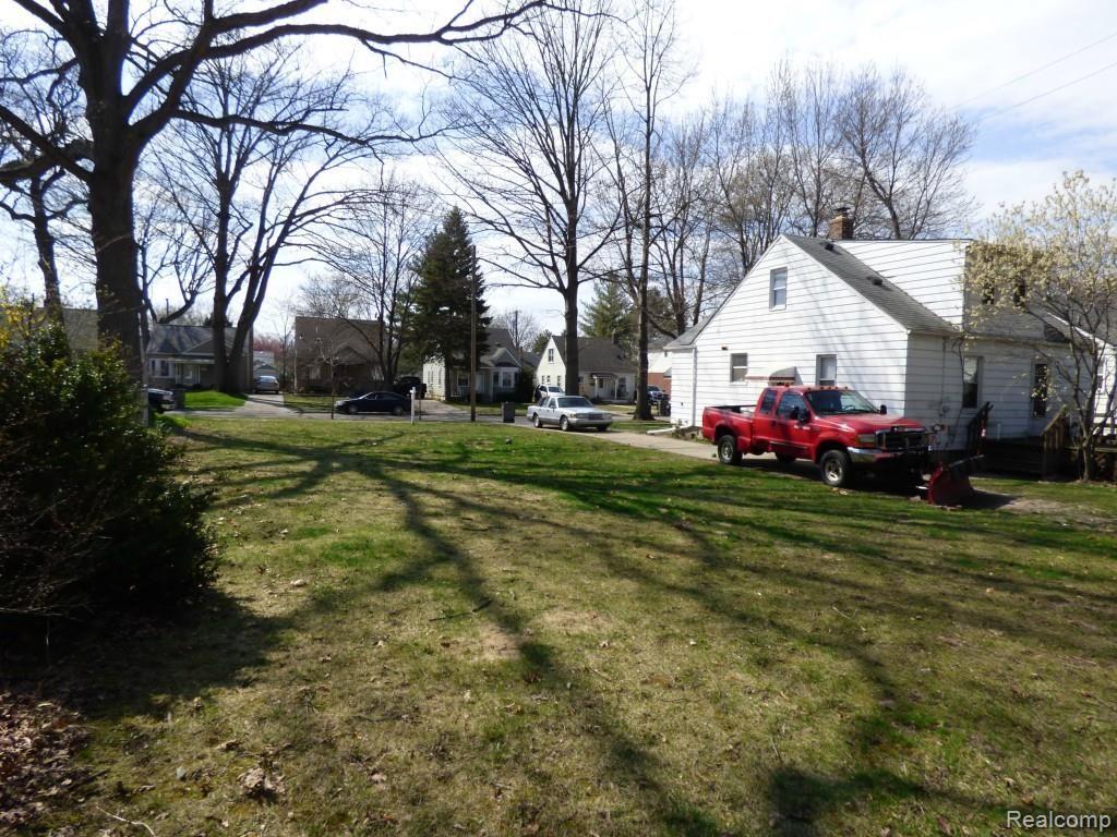 2655 Bennett Street Dearborn, MI 48124 - Photo 4 of 5