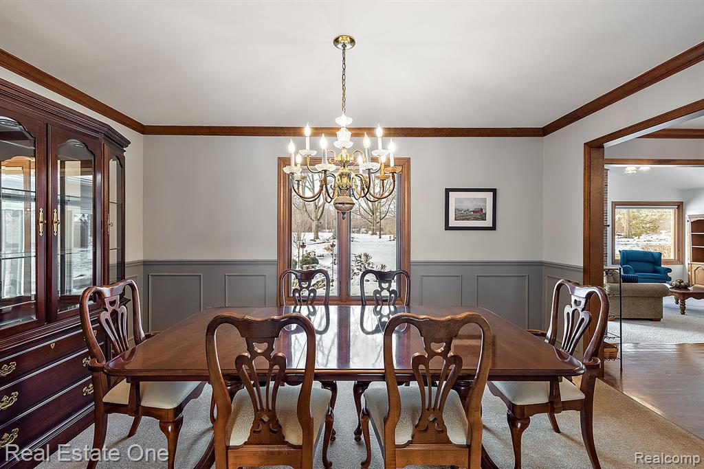 1276 Pembroke Drive Rochester Hills, MI 48307 - Photo 14 of 49