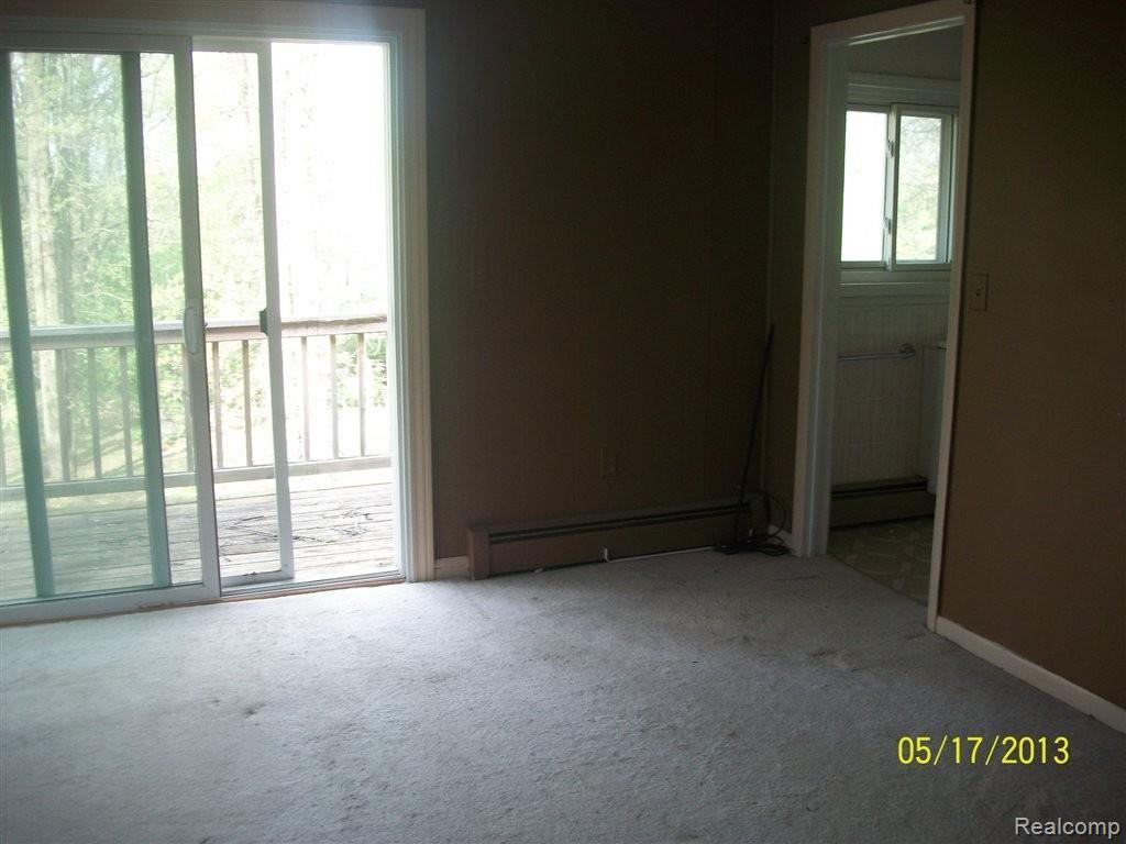 3875 Oak Grove Road North Branch, MI 48461 - Photo 16 of 19 100_3985.JPG