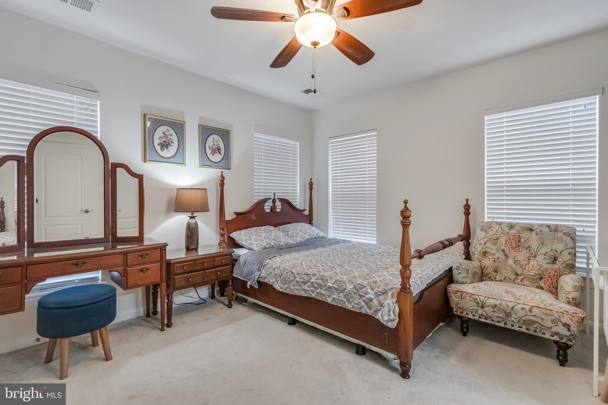 7362 Riding Meadow Way Manassas, VA 20111 - Photo 16 of 27