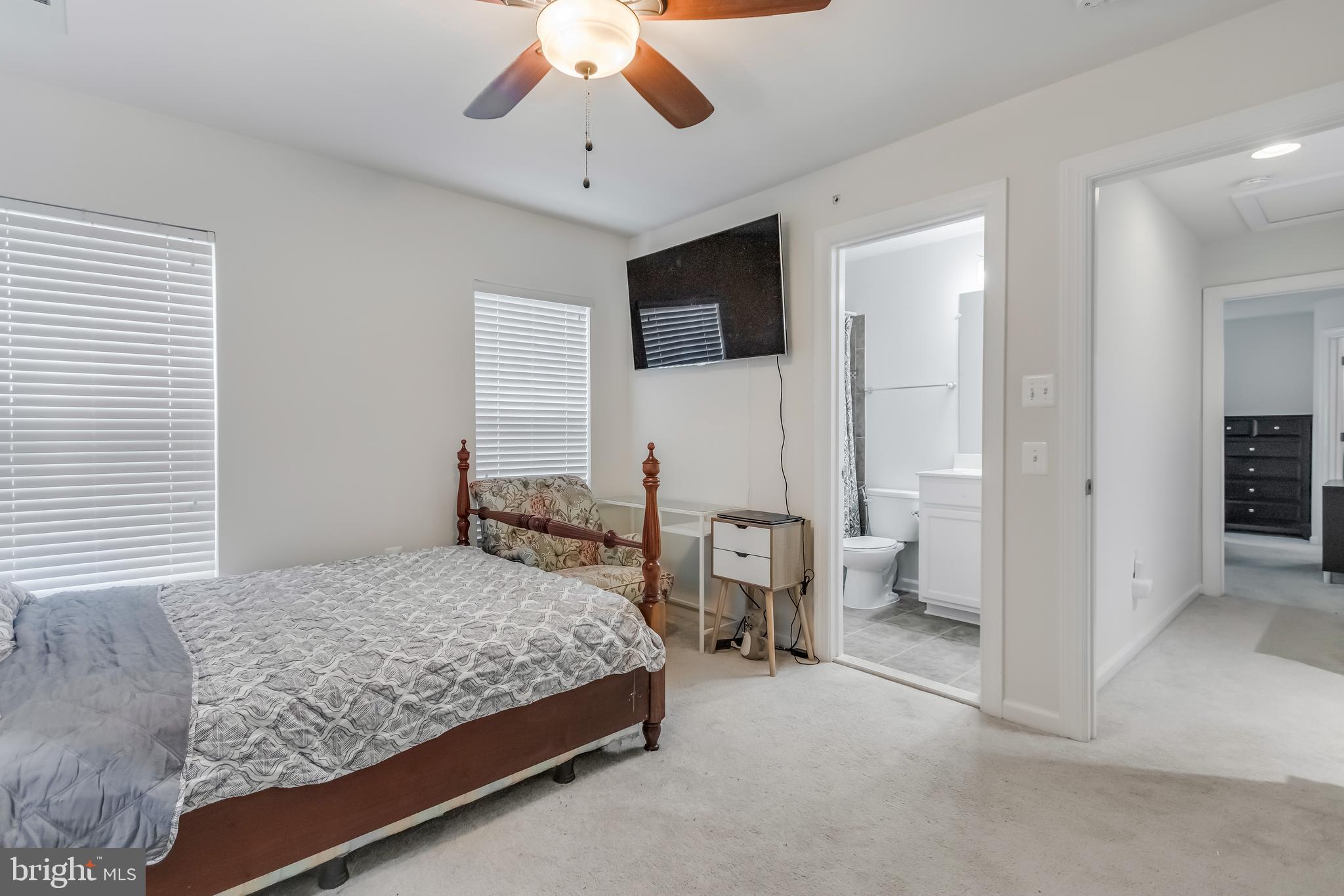 7362 Riding Meadow Way Manassas, VA 20111 - Photo 17 of 27