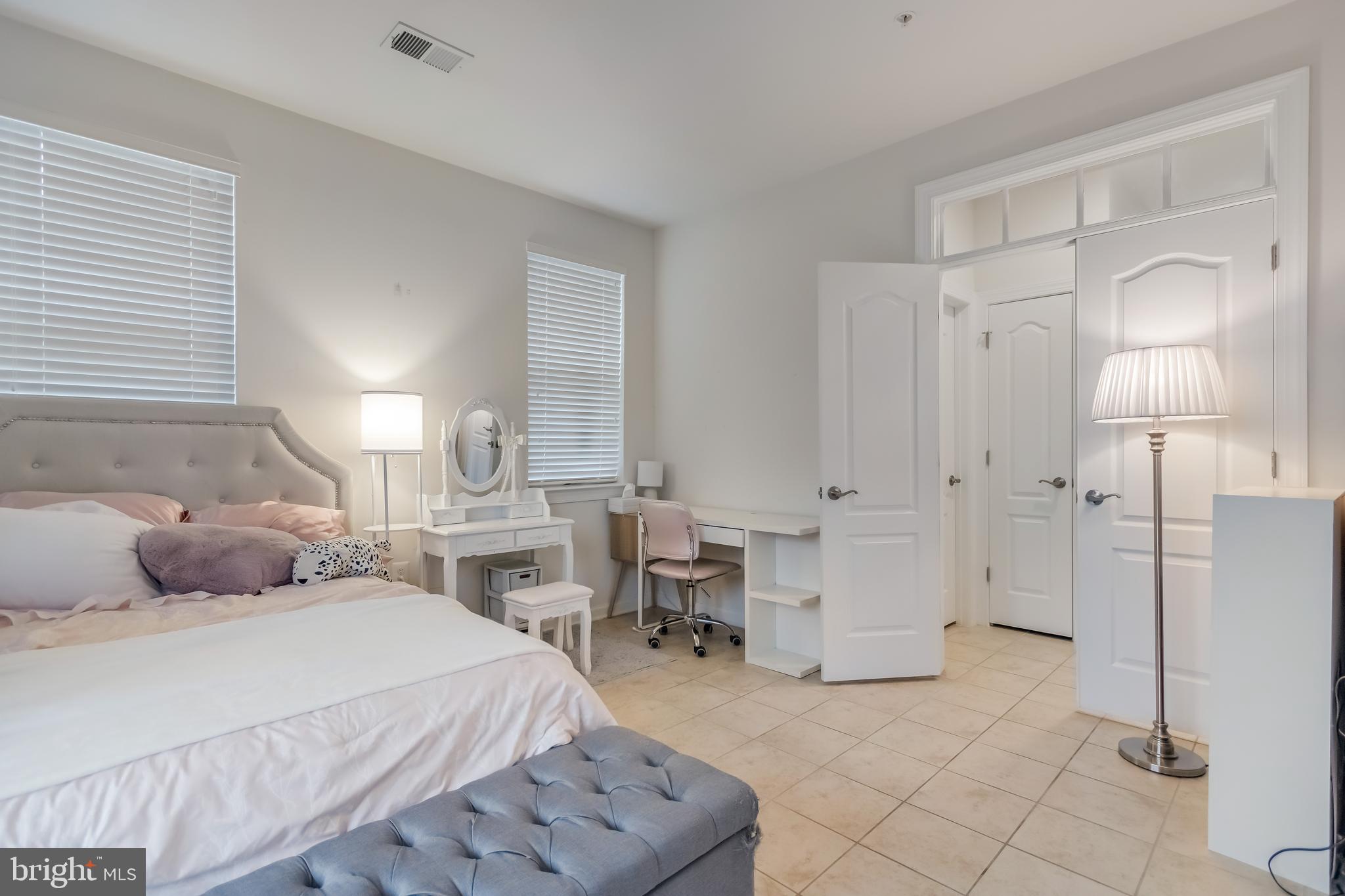 7362 Riding Meadow Way Manassas, VA 20111 - Photo 23 of 27