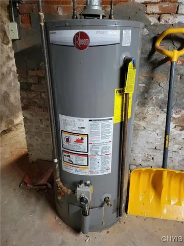 $199,900 | 1425 Oneida Street, Utica, NY 13501