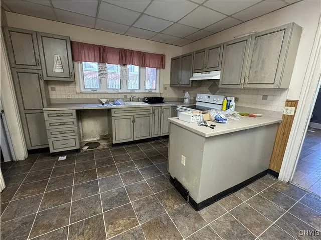 $199,900 | 1425 Oneida Street, Utica, NY 13501