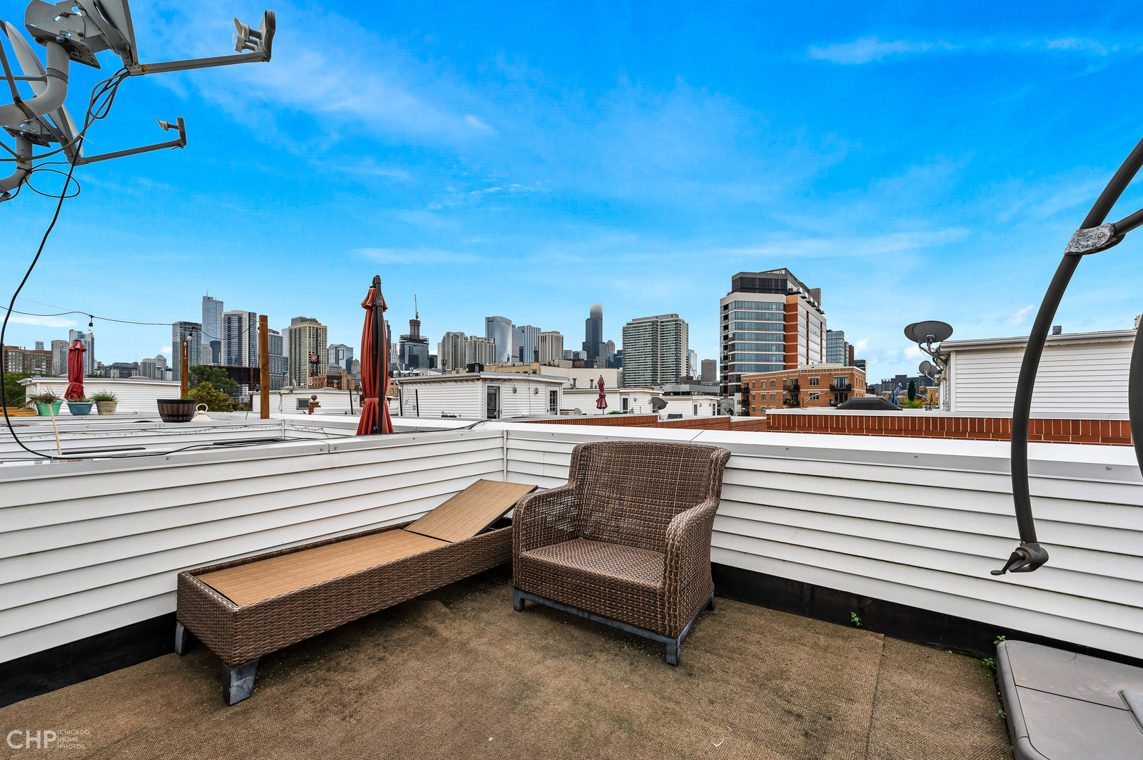 855 West Erie Street, Unit 126 Chicago, IL 60642 - Photo 16 of 24 a view of city from terrace with seating space