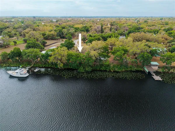 $199,900 | 230 Riviera Vista Boulevard, LaBelle, FL 33935