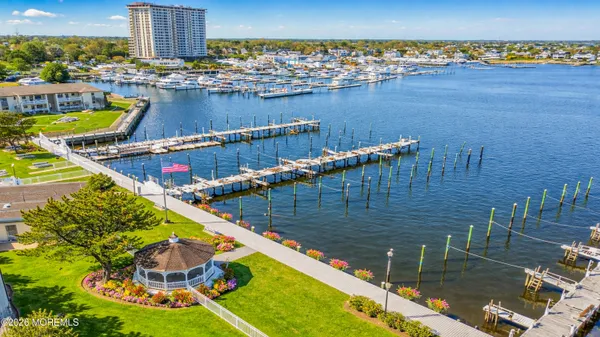 $598,000 | 63 Wharfside Drive, Monmouth Beach, NJ 07750