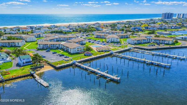 $598,000 | 63 Wharfside Drive, Monmouth Beach, NJ 07750