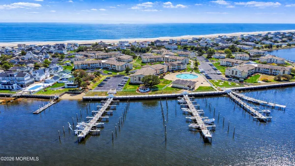 $598,000 | 63 Wharfside Drive, Monmouth Beach, NJ 07750