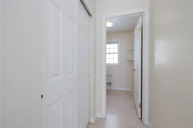 $299,900 | 2082 Brookway Crescent, Ontario, NY 14519