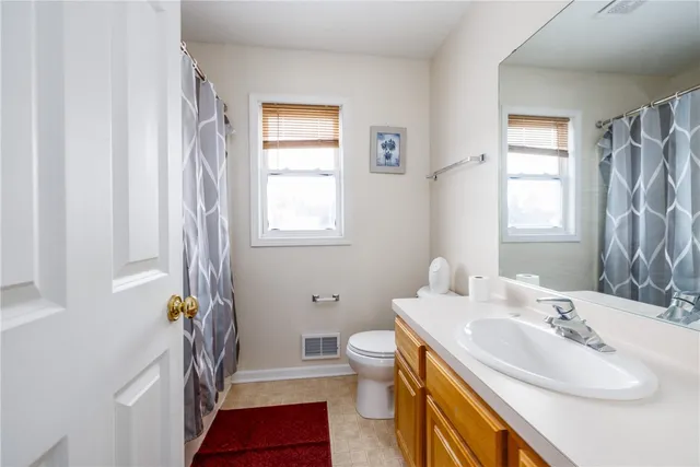 $299,900 | 2082 Brookway Crescent, Ontario, NY 14519