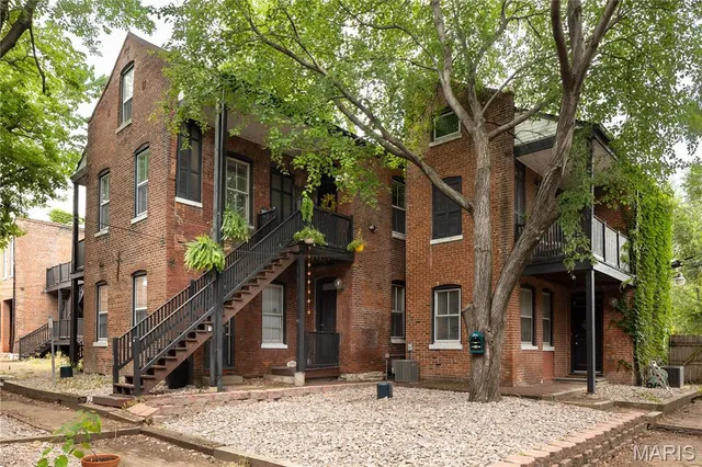 $4,425,000 | 909-923 Geyer Avenue, St. Louis, MO 63104