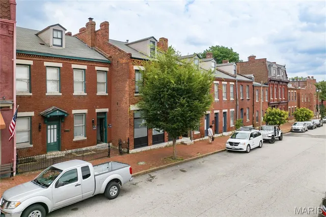 $4,425,000 | 909-923 Geyer Avenue, St. Louis, MO 63104