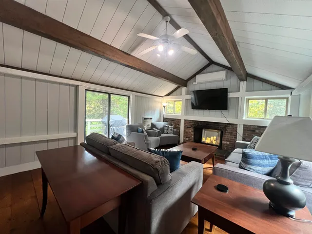 $2,800 | 112 Greensward Drive, Grantham, NH 03753