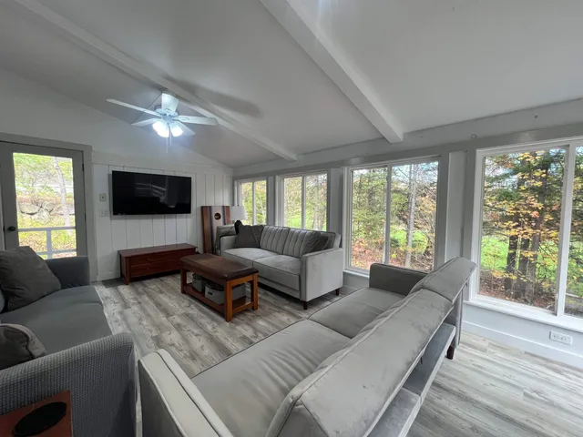 $2,800 | 112 Greensward Drive, Grantham, NH 03753