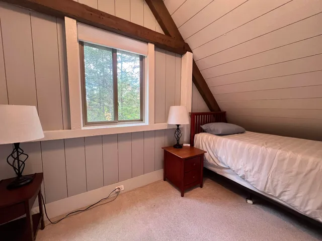 $2,800 | 112 Greensward Drive, Grantham, NH 03753