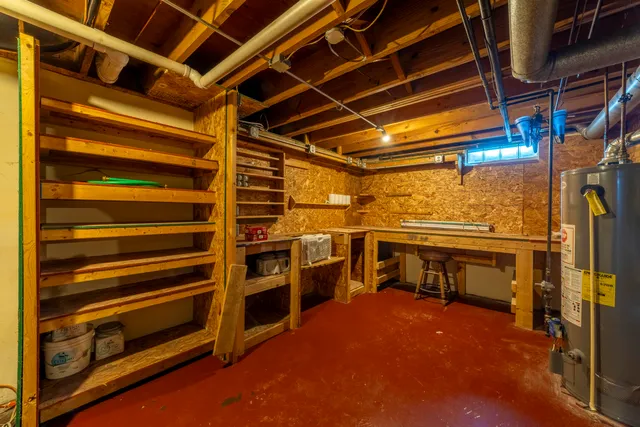 $849,900 | 820 North 350 East, Valparaiso, IN 46383