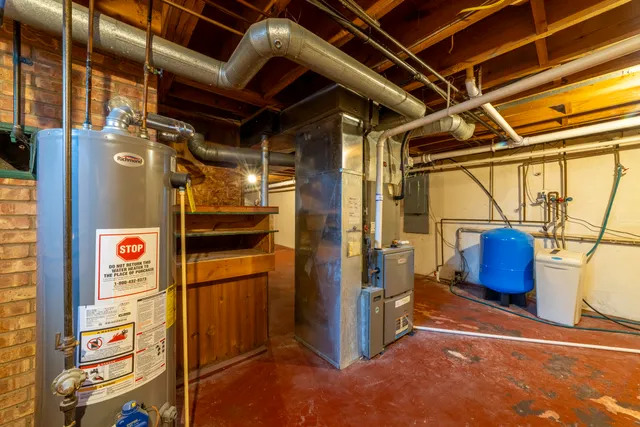 $849,900 | 820 North 350 East, Valparaiso, IN 46383