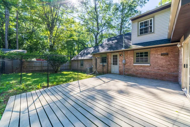 $849,900 | 820 North 350 East, Valparaiso, IN 46383