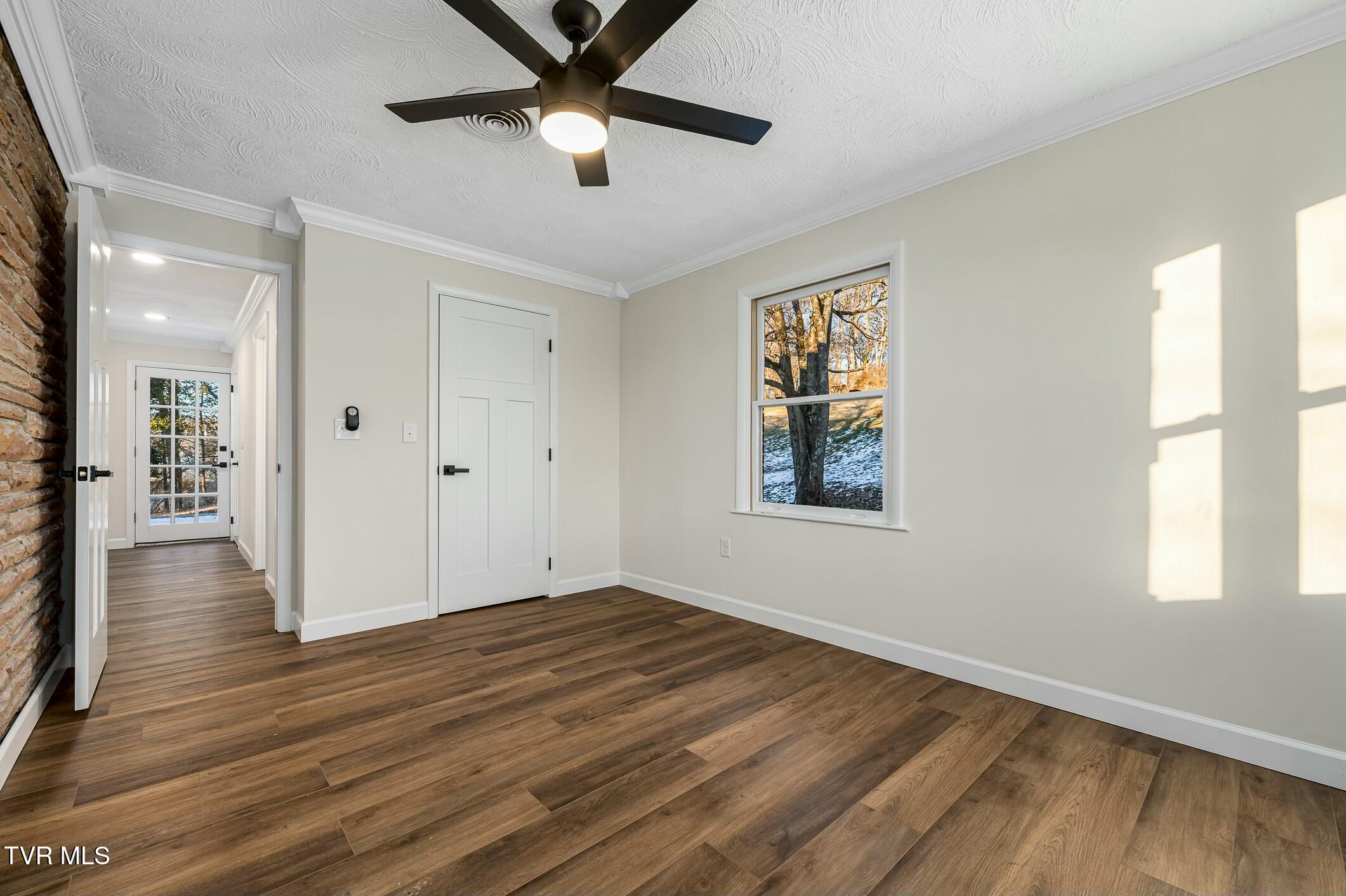 328 Cheyenne Road Bristol, VA 24201 - Photo 54 of 58 tempImage9mktxG