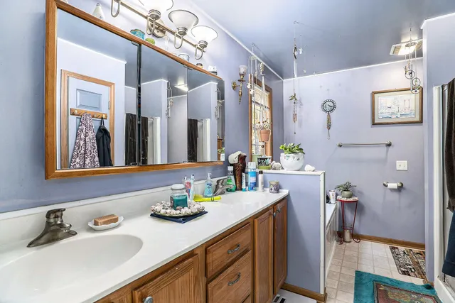 $500,000 | 3969 121st Avenue, Allegan, MI 49010