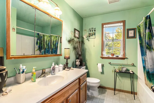 $500,000 | 3969 121st Avenue, Allegan, MI 49010