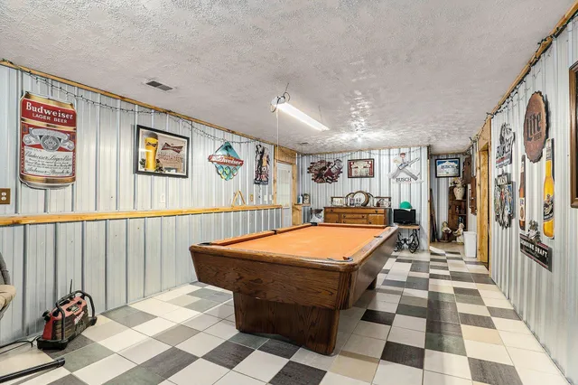 $500,000 | 3969 121st Avenue, Allegan, MI 49010