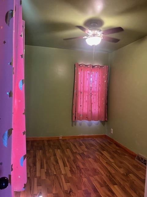 2447 81st Street Highland, IN 46322 - Photo 7 of 25 480x640