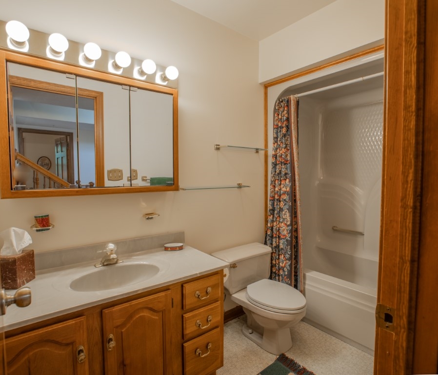 1033 Old Plank Road Chandler, IN 47610 - Photo 20 of 36