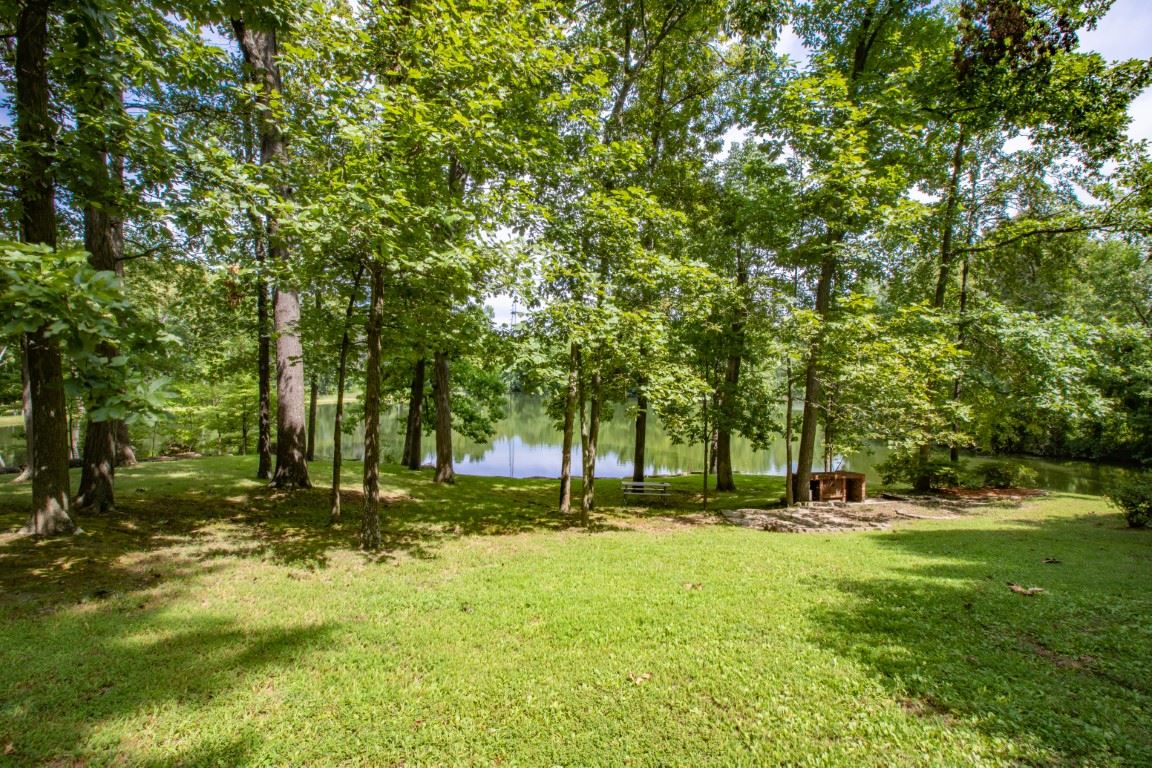1033 Old Plank Road Chandler, IN 47610 - Photo 34 of 36